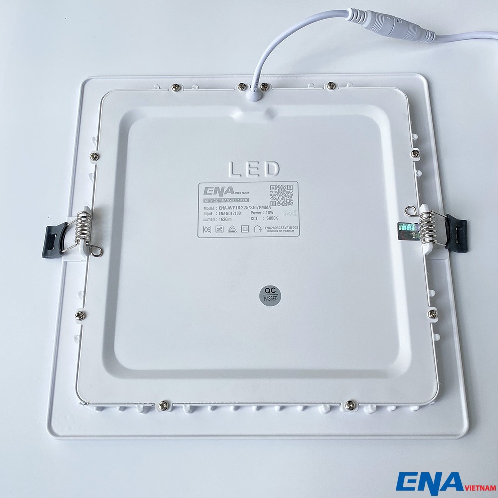 Đèn LED âm trần vuông 18W 3 chế độ mẫu AVF