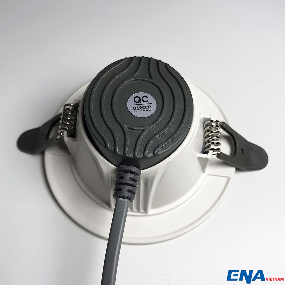 Đèn LED âm trần Downlight 5W 3 chế độ mẫu DTH