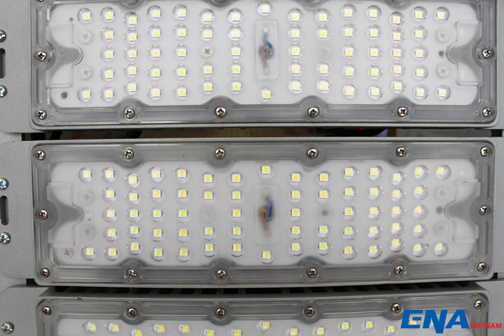 Đèn LED pha 250W mẫu PHM