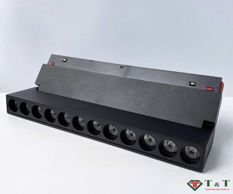 Đèn Ray nam châm tiêu điểm gấp 12W mẫu RND